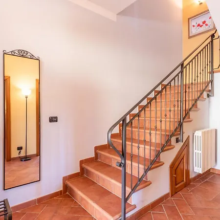 3 Bedroom Awesome In Arezzo * Palazzo del Pero